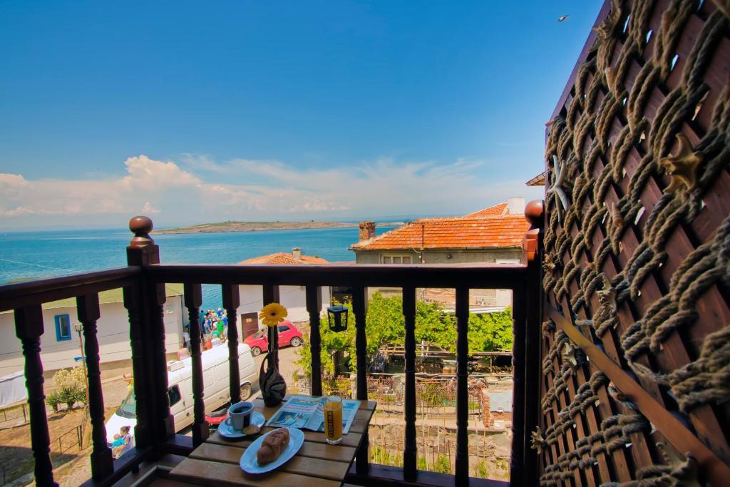 Hotel Albatros Old Town Sozopol Habitación foto